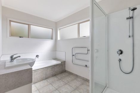 Photo of property in 23 Driftwood Drive, Red Beach, 0932