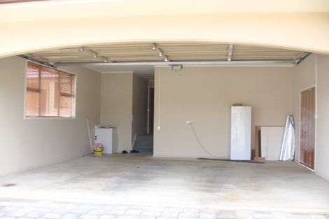 Photo of property in 11 Waller Avenue, Bucklands Beach, Auckland, 2012