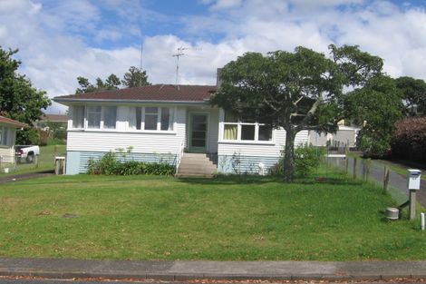 Photo of property in 64 Greenslade Crescent, Northcote, Auckland, 0627