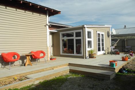 Photo of property in 22 Timaru Road, Waimate, 7924