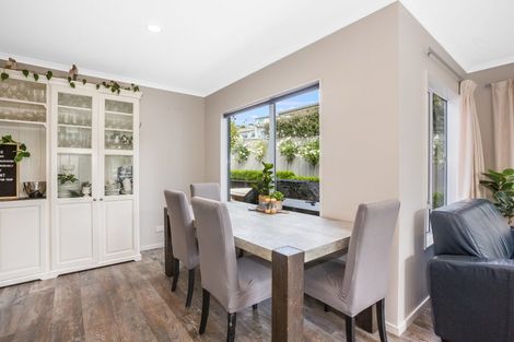 Photo of property in 11 Te Puia Drive, Aotea, Porirua, 5024