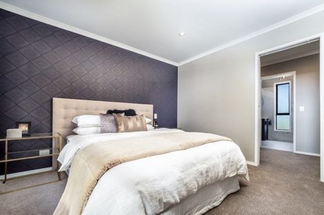 Photo of property in 2 Walter Lawry Road, Paerata, Pukekohe, 2124