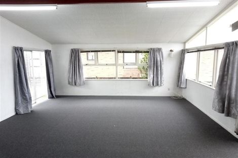 Photo of property in 2/23 Ti Rakau Drive, Pakuranga, Auckland, 2010