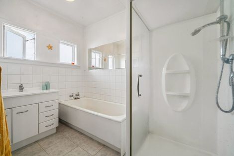 Photo of property in 55 Tyrone Street, Belfast, Christchurch, 8051