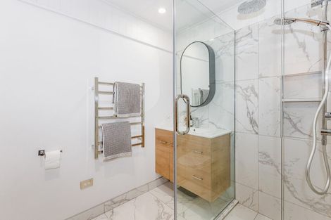 Photo of property in 19 Hinau Street, Woburn, Lower Hutt, 5010