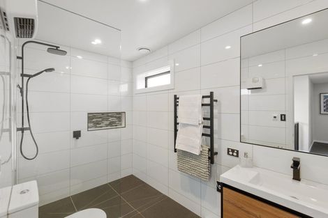 Photo of property in 10 Evesham Crescent, Spreydon, Christchurch, 8024