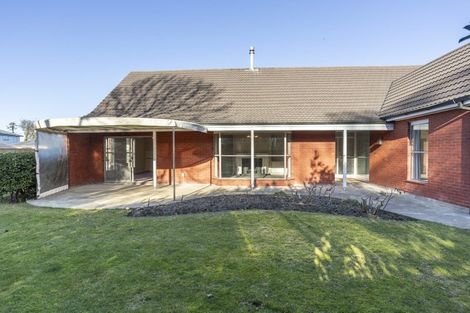 Photo of property in 64 Hamilton Avenue, Ilam, Christchurch, 8041