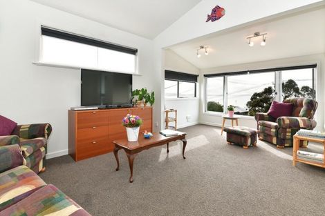 Photo of property in 9 Joydon Place, Stanmore Bay, Whangaparaoa, 0932