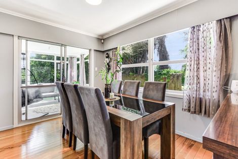 Photo of property in 51 Sandwich Road, St Andrews, Hamilton, 3200