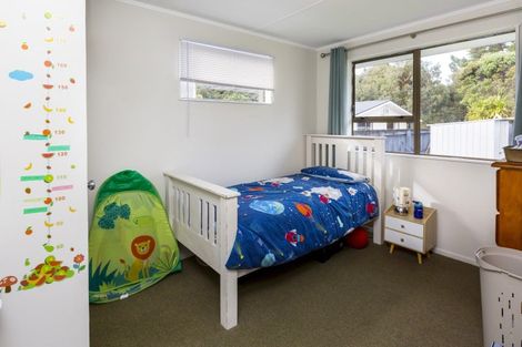 Photo of property in 44 Lord Street, Stokes Valley, Lower Hutt, 5019