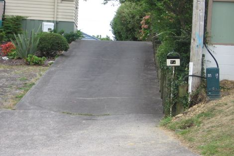 Photo of property in 7 Roberts Road, Glenfield, Auckland, 0629