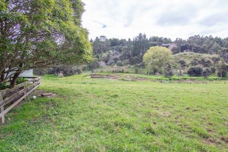 Photo of property in 177 Inland Road, Helensville, 0875