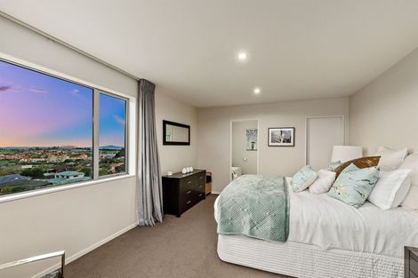 Photo of property in 1211 Whangaparaoa Road, Gulf Harbour, Whangaparaoa, 0930