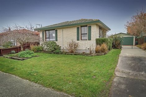 Photo of property in 23 Arcon Drive, Broomfield, Christchurch, 8042