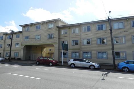 Photo of property in 1-67/4 Sussex Street, Mount Cook, Wellington, 6021