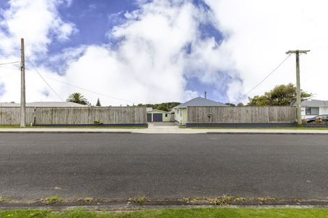 Photo of property in 58 Mould Street, Waitara, 4320