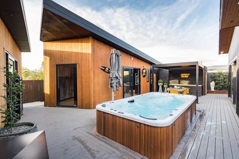 Photo of property in 5 Te Kiri Street, Himatangi Beach, Foxton, 4891