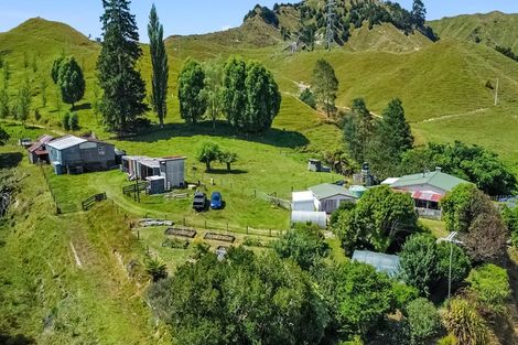 Photo of property in 7110 Ohura Road, Kohuratahi, Stratford, 4396
