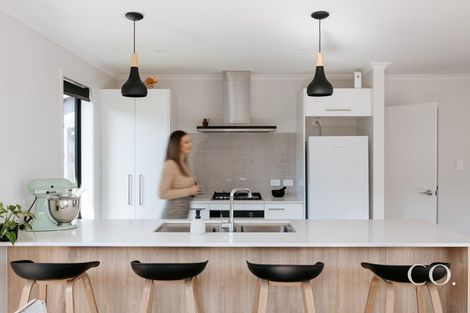 Photo of property in 22 Pioneer Crescent, Omokoroa, 3114