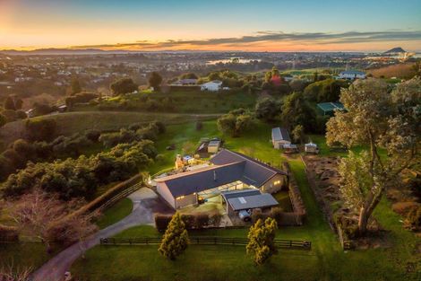 Photo of property in 96 Panorama Drive, Welcome Bay, Tauranga, 3175