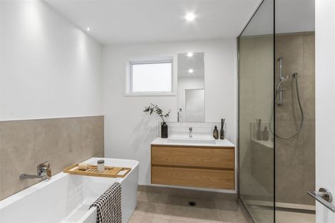 Photo of property in 39 Croziers Road, St Albans, Christchurch, 8052