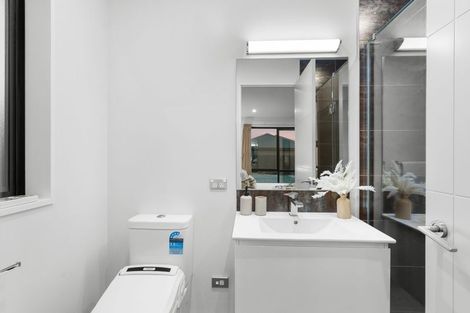 Photo of property in 4 Schofield Lane, Hornby, Christchurch, 8025