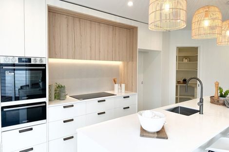 Photo of property in 69 Freedom Drive, Kelvin Grove, Palmerston North, 4414