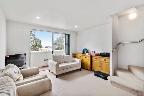 Photo of property in 34/3 Riverside Road, Orewa, 0931