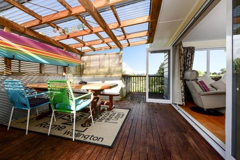 Photo of property in 2 Point Street, Raglan, 3225