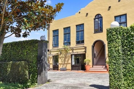 Photo of property in 1/25a Lake Road, Devonport, Auckland, 0624