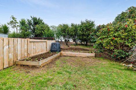 Photo of property in 62 Awanui Street, Merrilands, New Plymouth, 4312