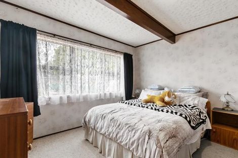 Photo of property in 15 Tangelo Place, Bucklands Beach, Auckland, 2012