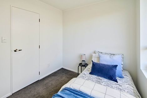 Photo of property in 27 Invercargill Drive, Kelson, Lower Hutt, 5010