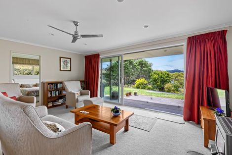 Photo of property in 71 Rapson Road, Kaukapakapa, 0871