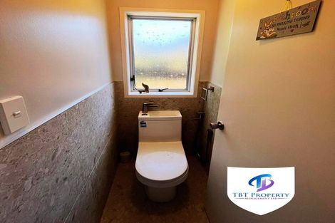 Photo of property in 9a Levaut Place, Half Moon Bay, Auckland, 2012