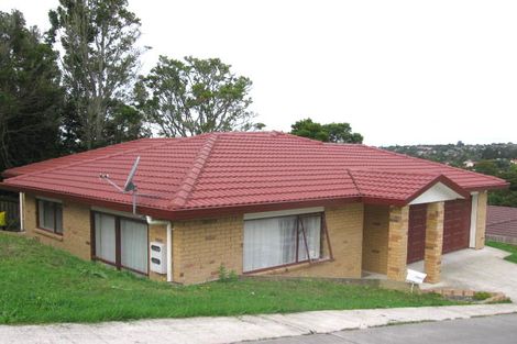 Photo of property in 8 Shah Place, Glen Eden, Auckland, 0602