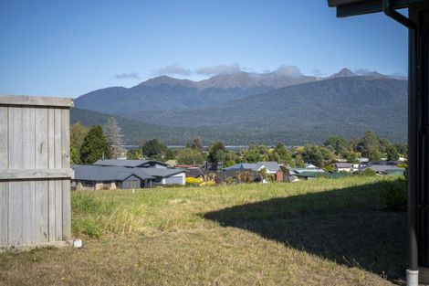 Photo of property in 31 Burnby Drive, Te Anau, 9679