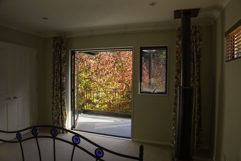 Photo of property in 182b Forest Hill Road, Waiatarua, Auckland, 0612