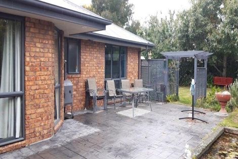 Photo of property in 3 Mclean Place, Woodend, 7610