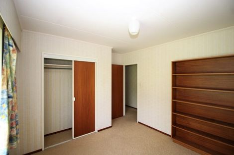 Photo of property in 41 Atkinson Street, Woodville, 4920