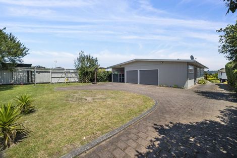 Photo of property in 54 Tremaine Avenue, Two Mile Bay, Taupo, 3330