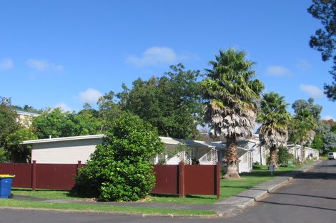 Photo of property in 19 Karaka Street, New Lynn, Auckland, 0600