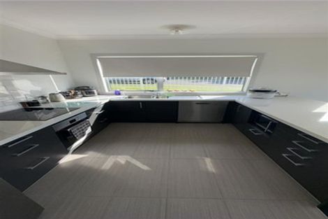 Photo of property in 2 Derbyshire Place, Dinsdale, Hamilton, 3204