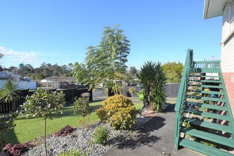 Photo of property in 23 Fitzwater Place, Henderson, Auckland, 0612
