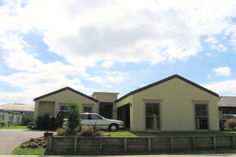 Photo of property in 9 Paua Cove, Papamoa Beach, Papamoa, 3118