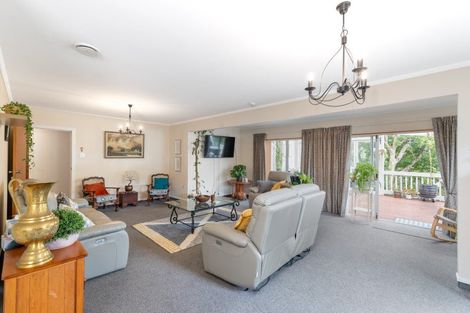 Photo of property in 13 Chichester Drive, Pinehaven, Upper Hutt, 5019
