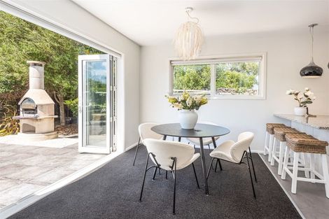 Photo of property in 98 Roberta Drive, Somerfield, Christchurch, 8024