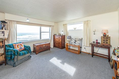Photo of property in 8 Kapiti Terrace, Castlecliff, Whanganui, 4501
