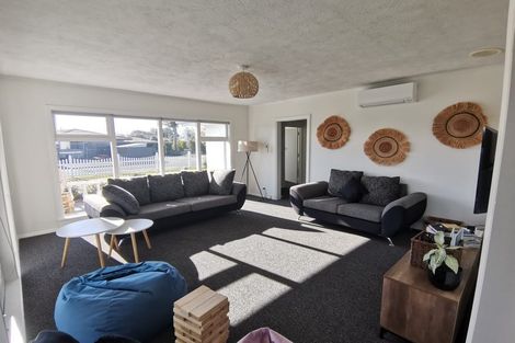 Photo of property in 1 Chester Place, Taradale, Napier, 4112