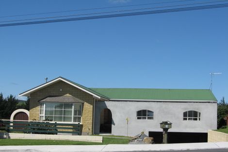 Photo of property in 26 Mcvie Road, Huntly, 3700